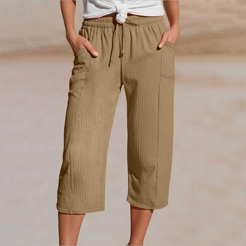Women's Plain Pleated Cotton And Linen Shorts